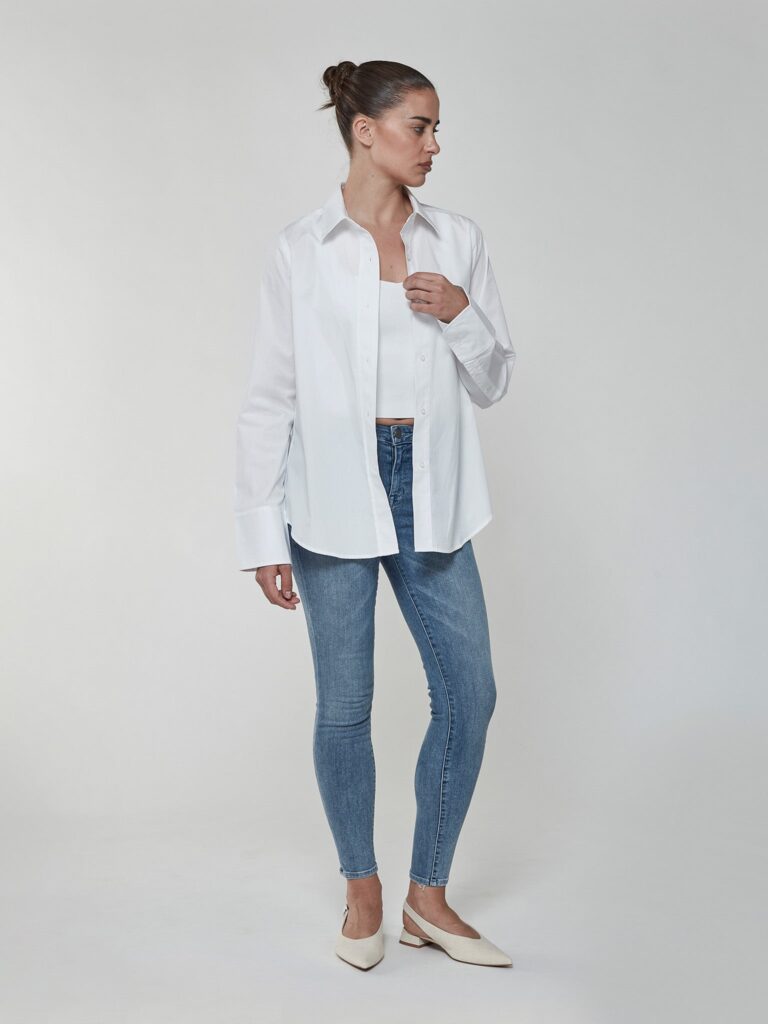 Billy Classic Button Down In White